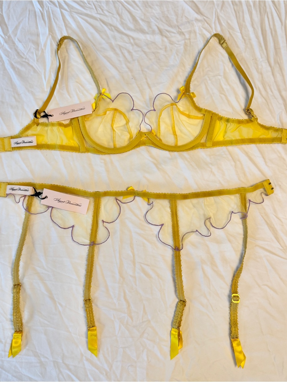 Agent Provocateur Yellow Sheer Embroidered Bra & Garter Set - Picture 6 of 9